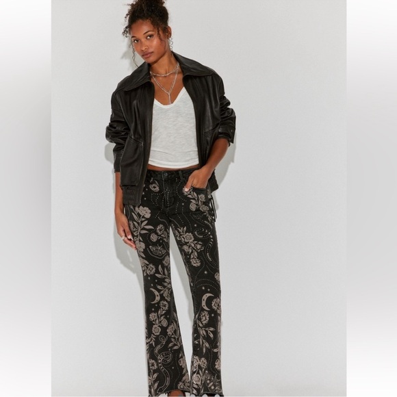 DRIFTWOOD Pants - Free People x Driftwood Eva Floral Flare Jeans Size 29 Boho Printed Denim NWT